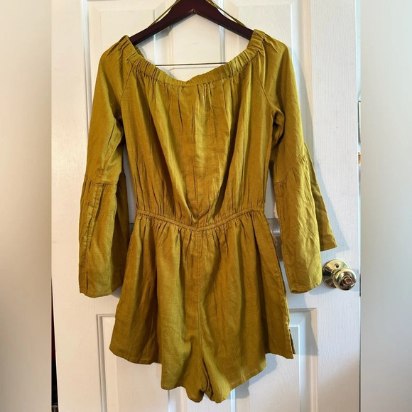 L*Space SweetPea Miranda Shorts Romper Statement Sleeves Off Shoulder ⚠️READ⚠️ - Picture 11 of 16